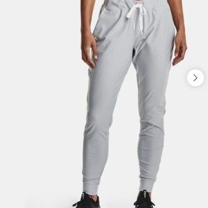 NEW Under Armour Women's Vanishing Joggers, Large, Gray